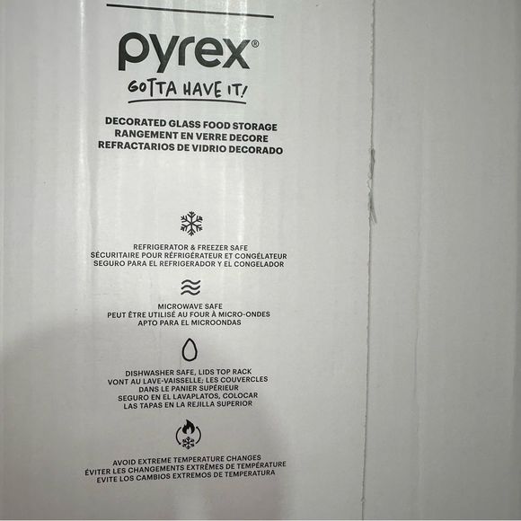 🖤 Pyrex | Hello Kitty Decorated Glass Food Storage - Picture 7 of 8